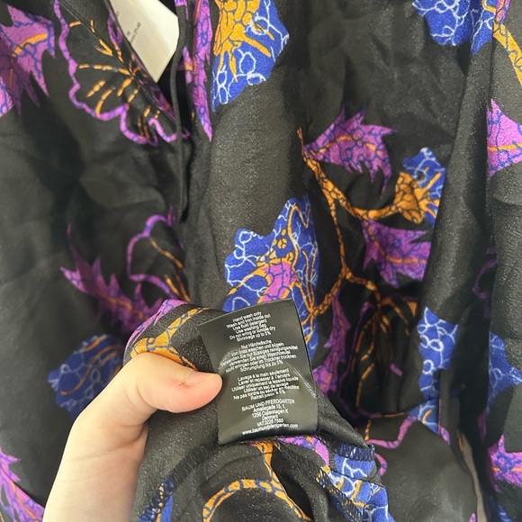 NWT BAUM UND PFERDGARTEN Aradin Dress in Black Ginkgo Floral Black Loose Size 36 - Picture 12 of 14